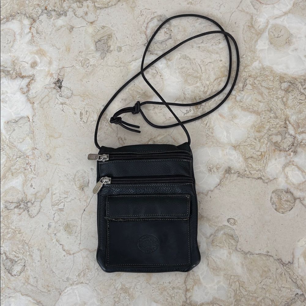 Vintage Roots Hanging Pouch Leather Crossbody Bag - Picture 5 of 13